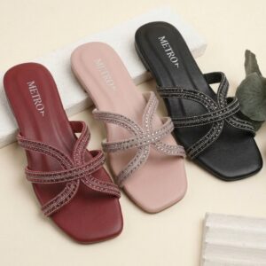 Women Scorpion Shape Fancy Slippers & Flat Sandals